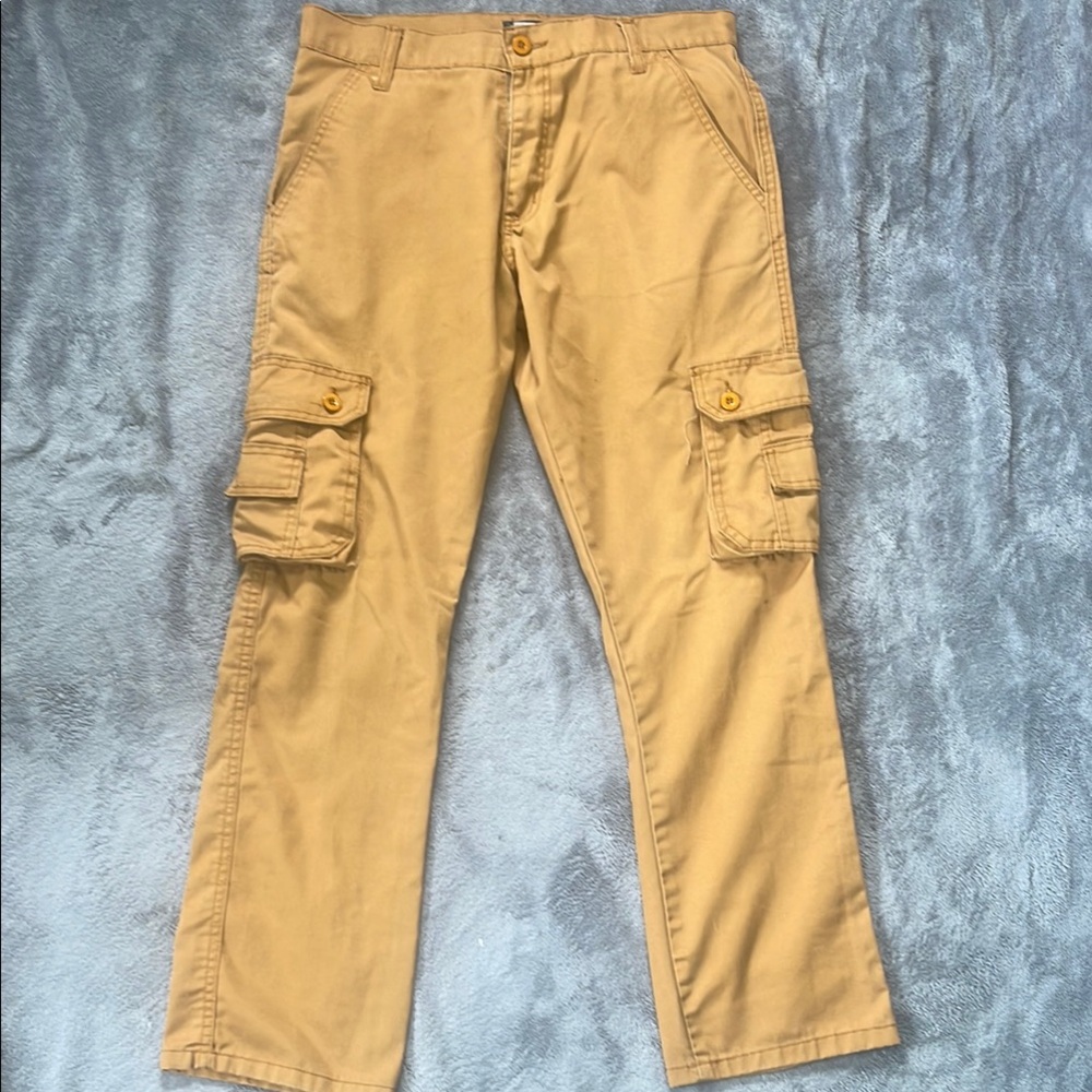 Tan Cargo Pants with Relaxed Fit and Utility Design
